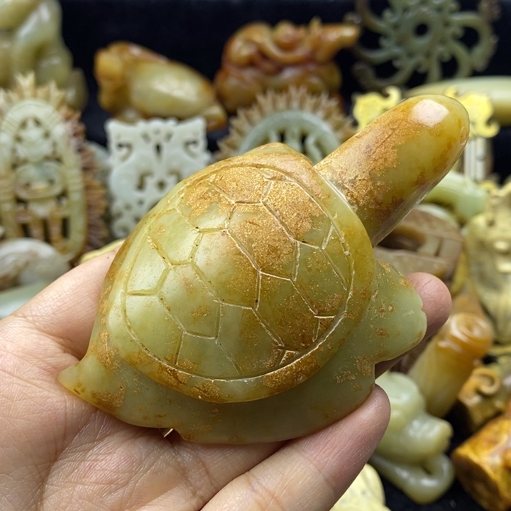 蛇纹石玉颈饰未镶嵌20