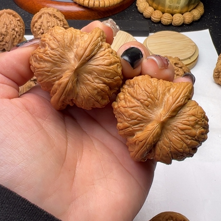 文玩核桃把件血麒麟43+