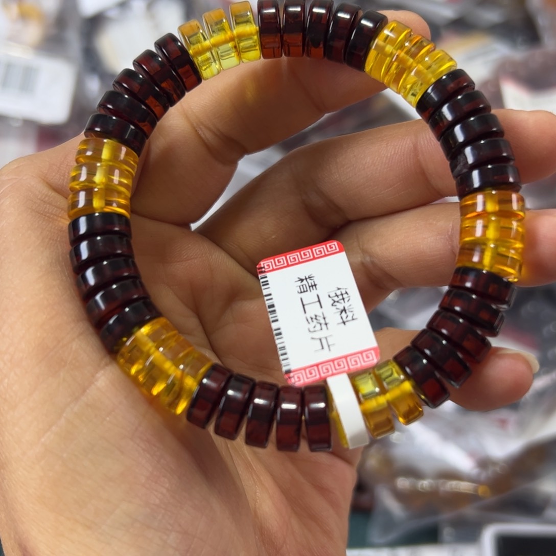 未镶嵌琥珀珠宝奇石754