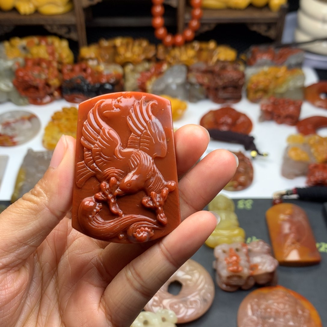 石英质玉（黄龙玉）挂件未镶嵌