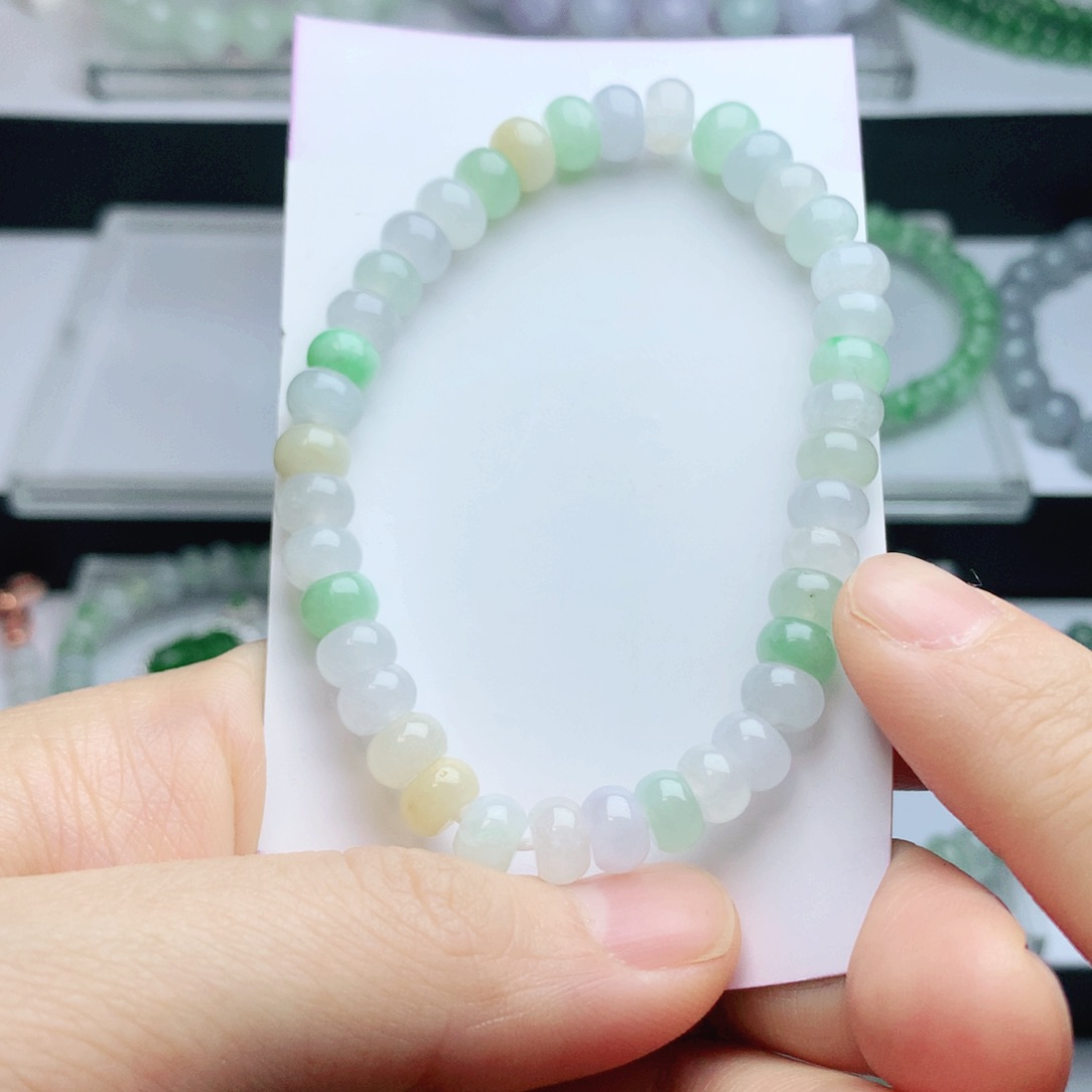 翡翠颈饰未镶嵌珠串