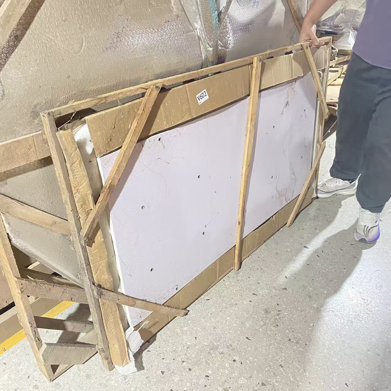 V602（颜色混发）140*80cm单面桌【不包安装】库存尾货（三楼）