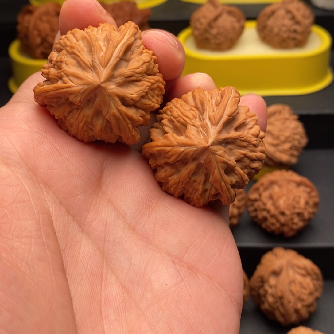 吊坠文玩核桃38御龙正奔