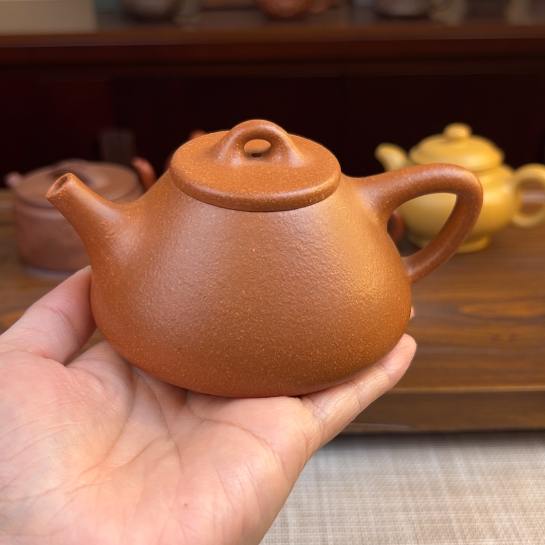紫砂茶壶黄降坡子冶石瓢半手瑕品210cc