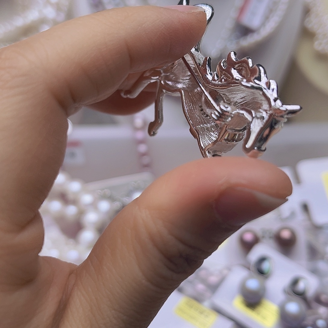 淡水珍珠吊坠或者耳钉未镶嵌