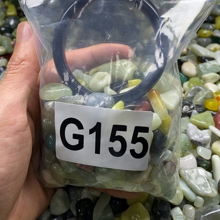 蛇纹石玉鱼缸石未镶嵌