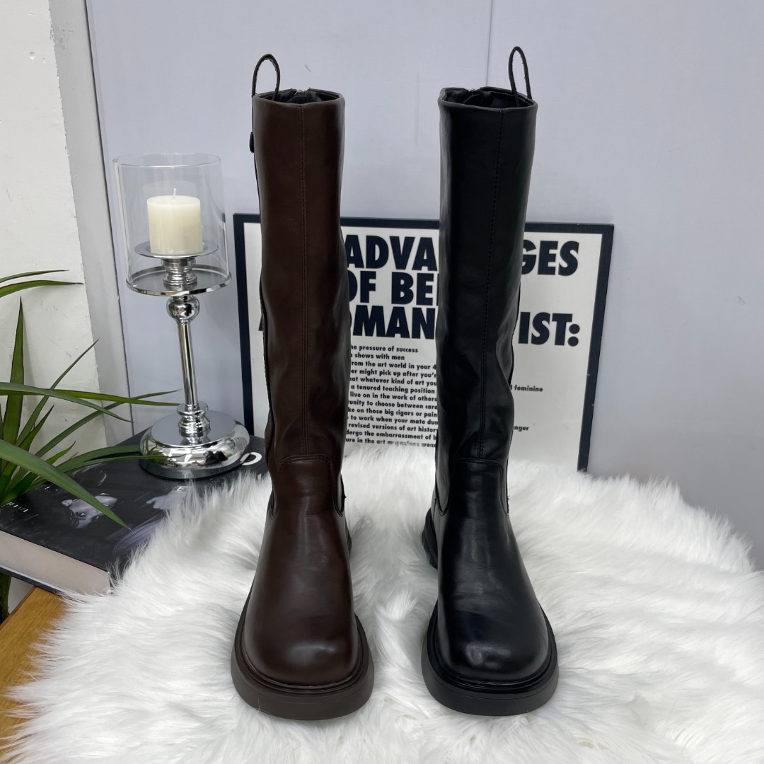 胖妹妹大筒围平底长靴新款复古拉链百搭机车2025今年流行靴子女靴