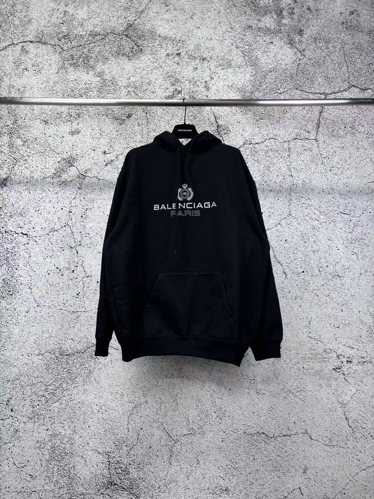 未使用 Balenciaga/巴黎世家 皇冠印花帽衫/M码/RB0177