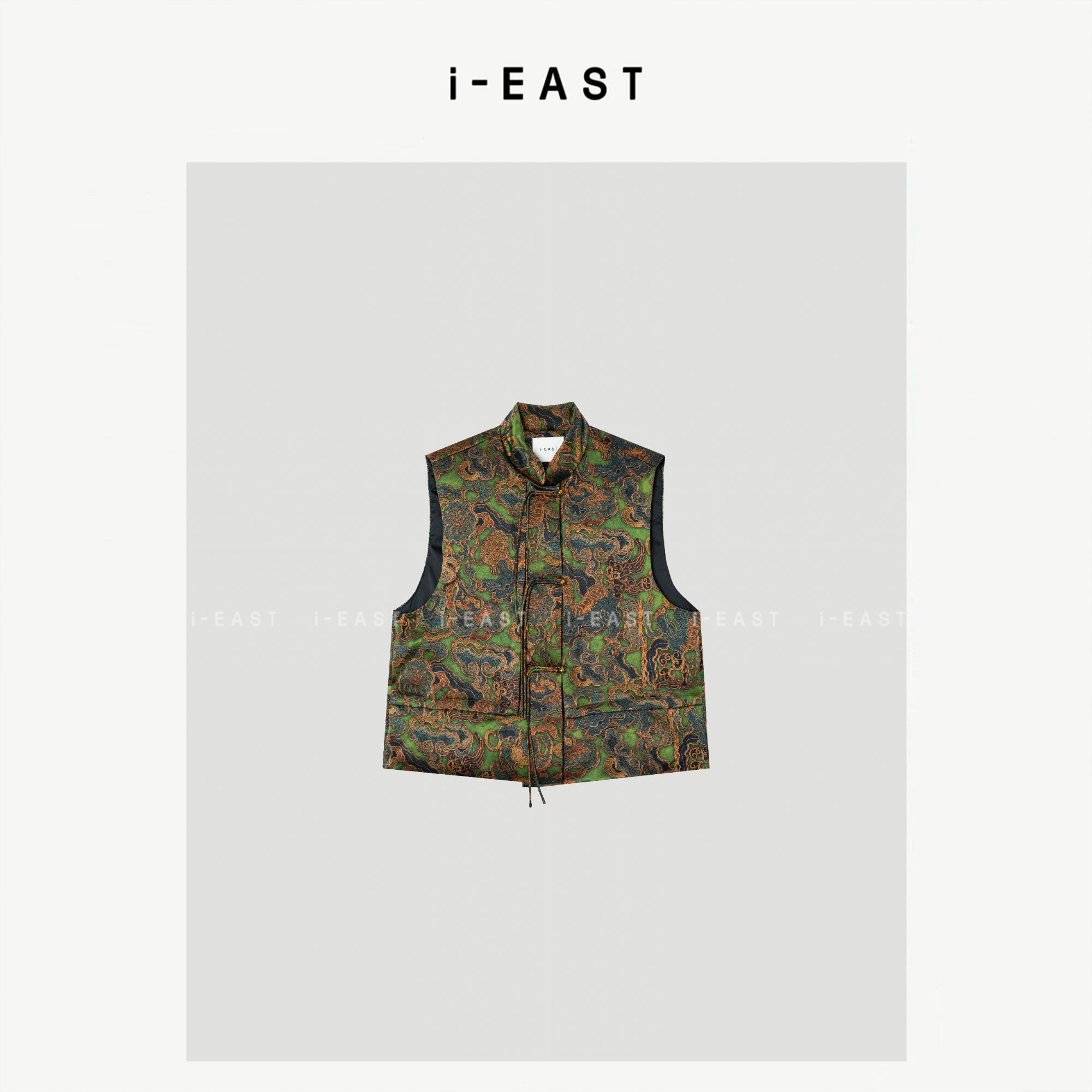 i-EAST 馥龙吟~新中式国风流苏扣饰羽绒服马甲外套-5D Y25167