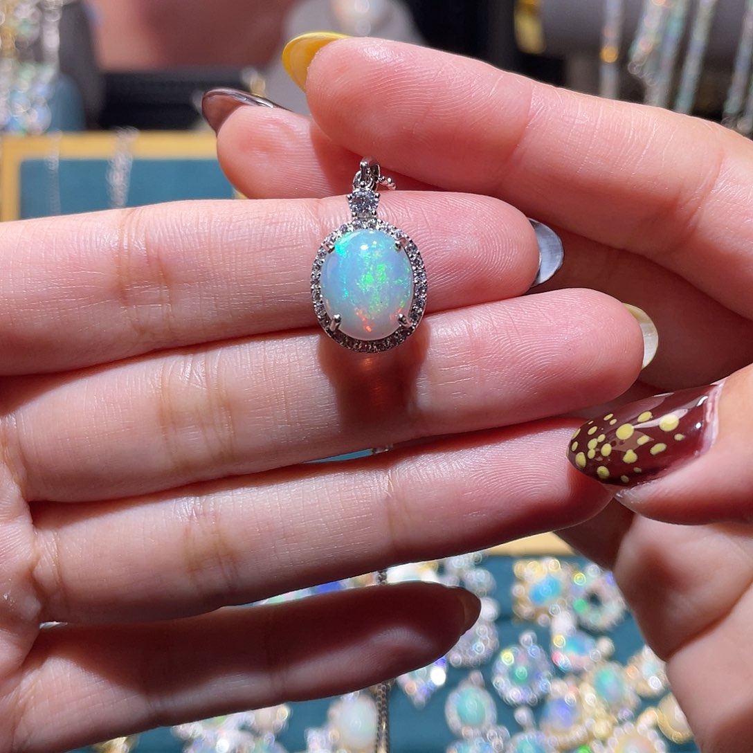 银S925镶嵌欧泊吊坠）大***啊