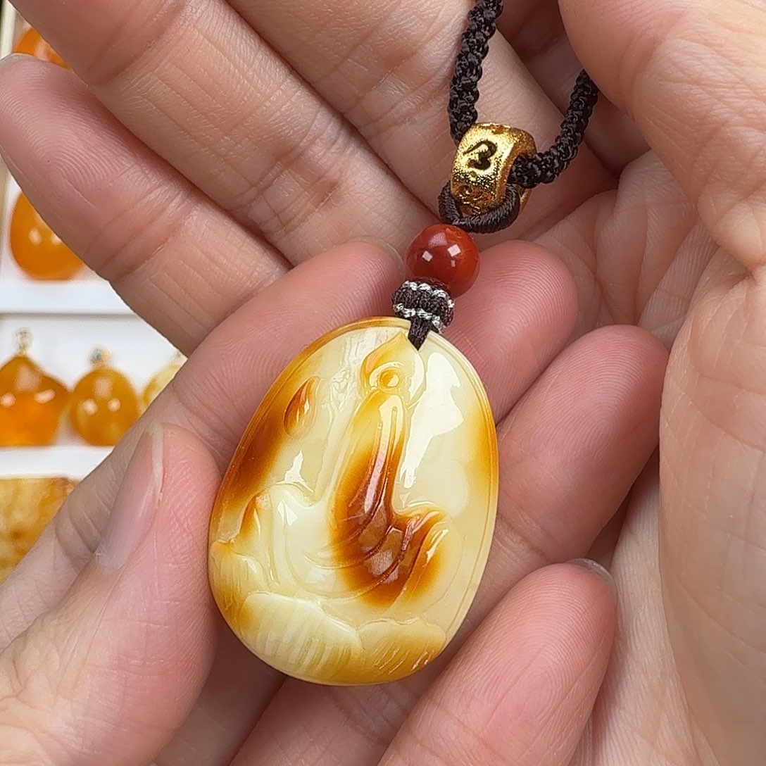 *****蜜蜡未镶嵌颈饰蜜蜡