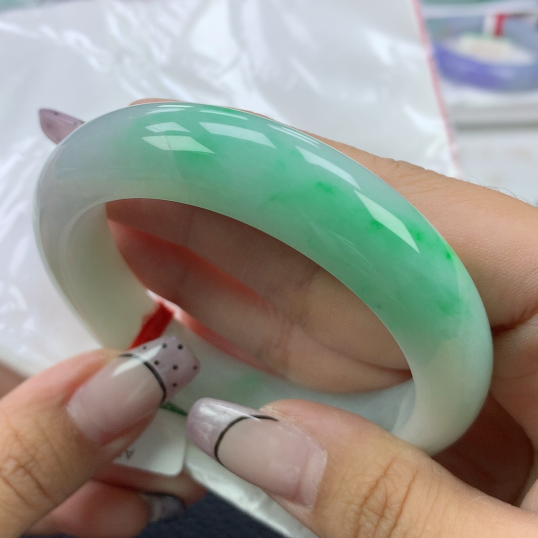 翡翠手镯未镶嵌58➕