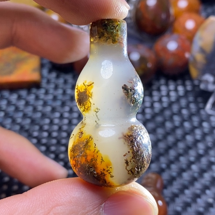 玛瑙/玉髓颈饰未镶嵌