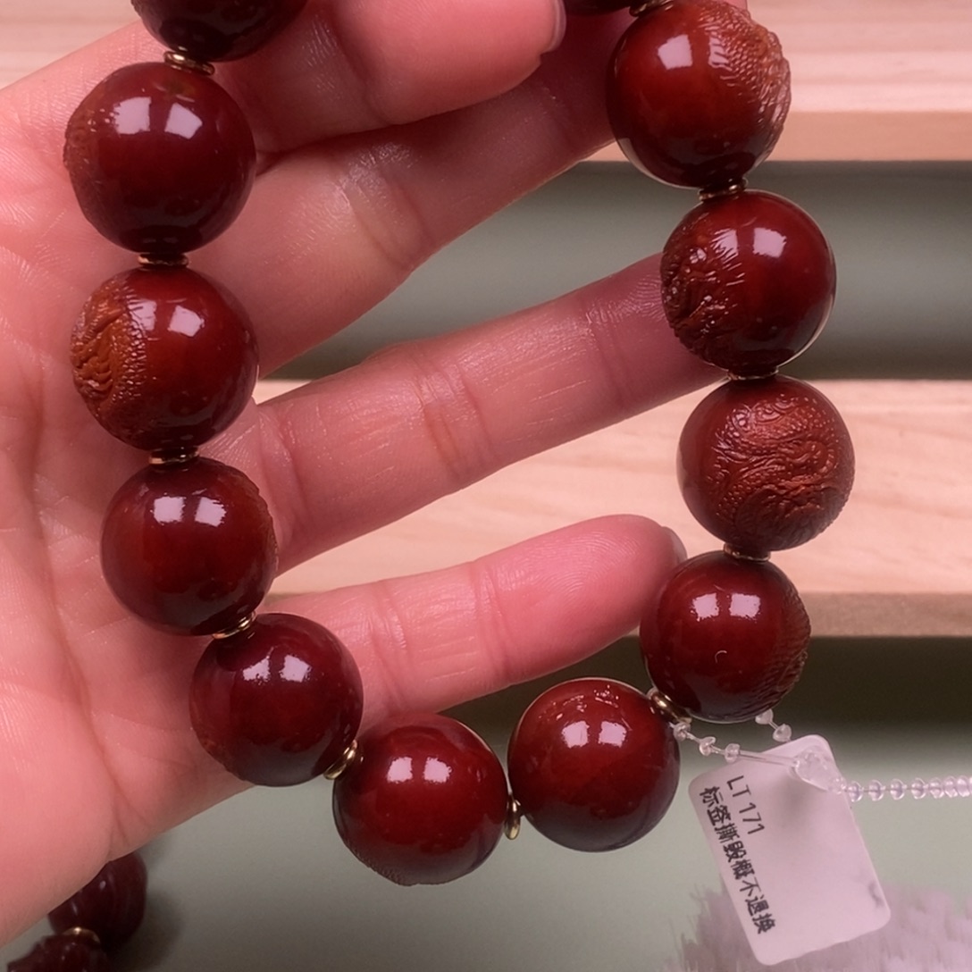 征***征大叶紫檀（黑酸枝木类）橄榄核回血直播间