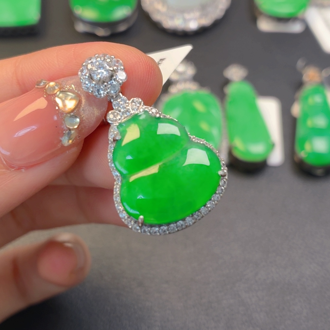 翡翠银S925镶嵌颈饰