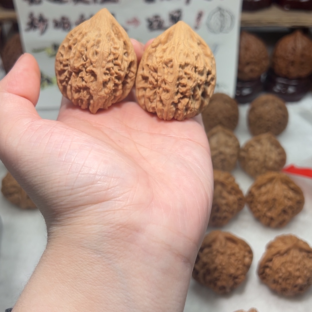 吊坠文玩核桃老北京鸡肉卷