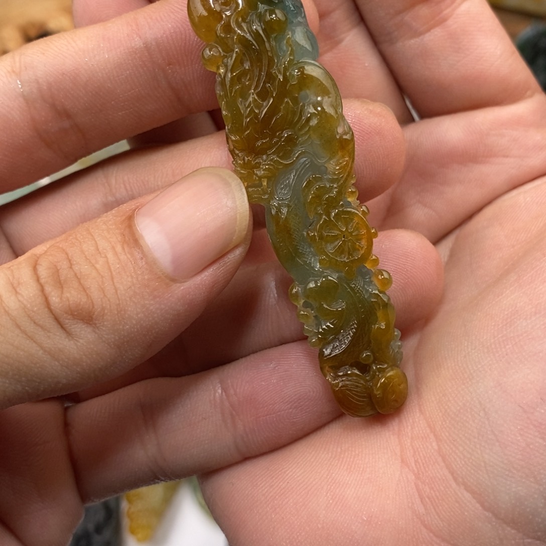 定制翡翠未镶嵌翡翠