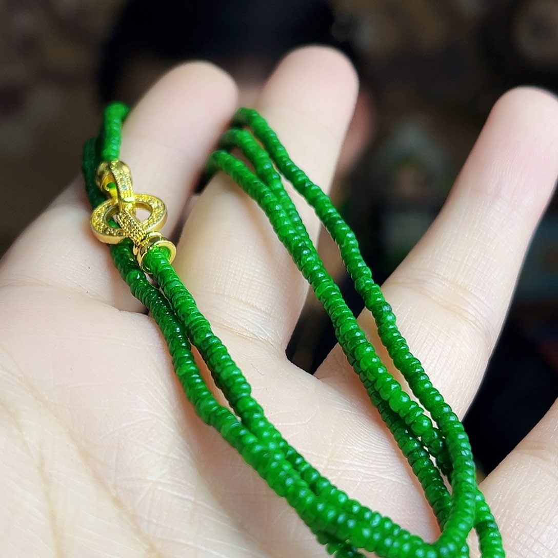 翡翠未镶嵌颈饰项链