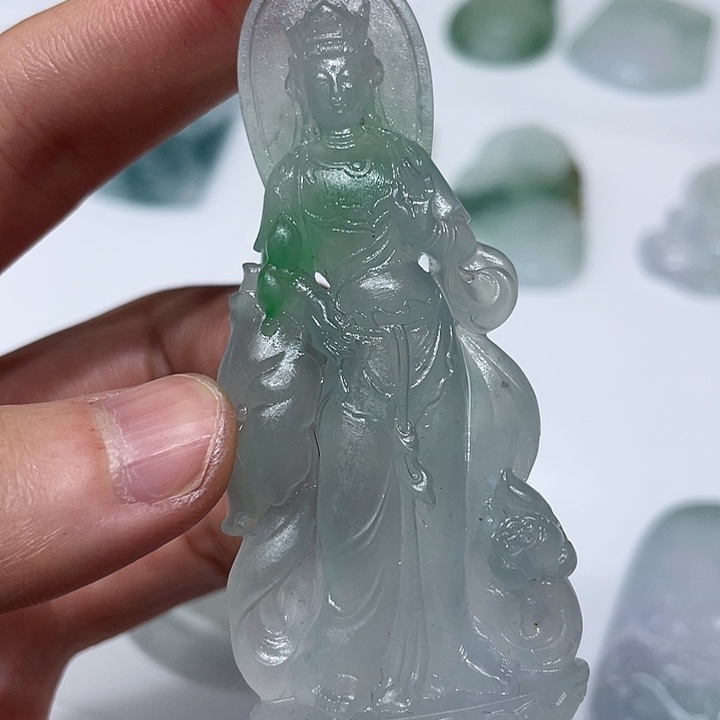定制翡翠未镶嵌挂件
