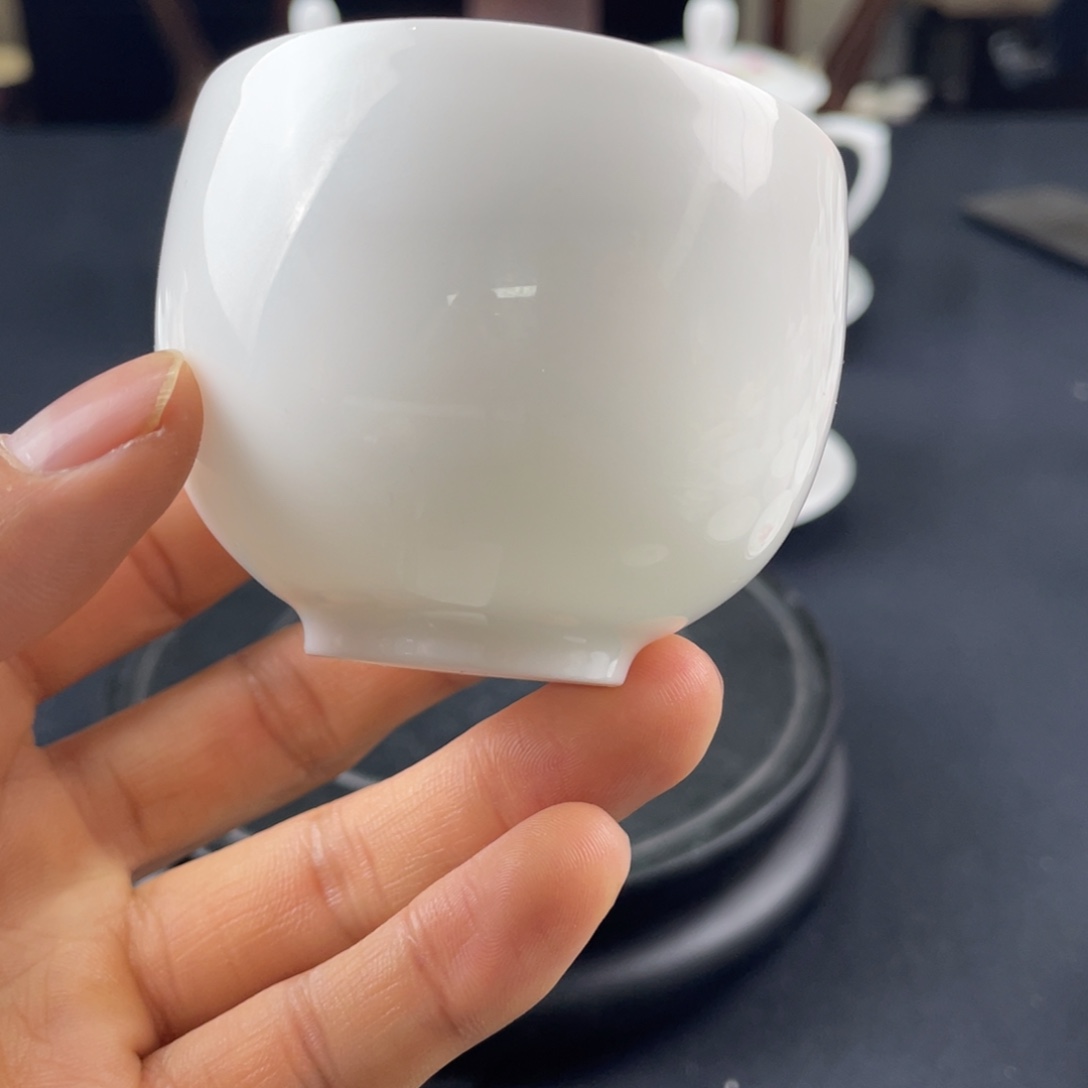 瓷片轻工业陶瓷研究所