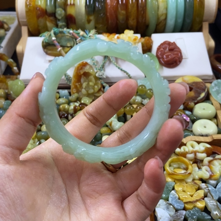 蛇纹石玉配件多样性随机发一件未镶嵌