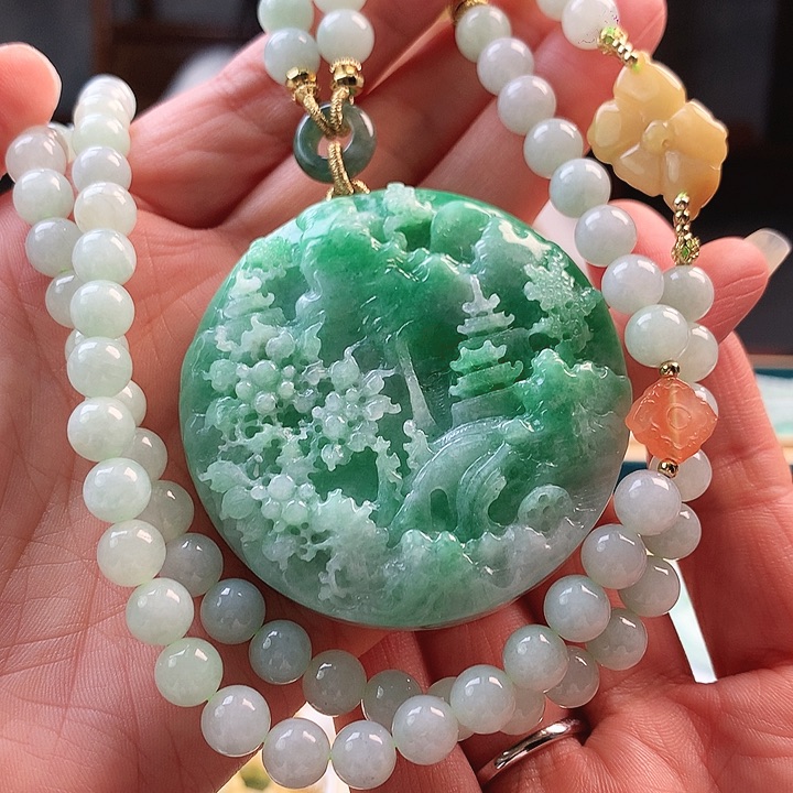 翡翠颈饰未镶嵌吊坠