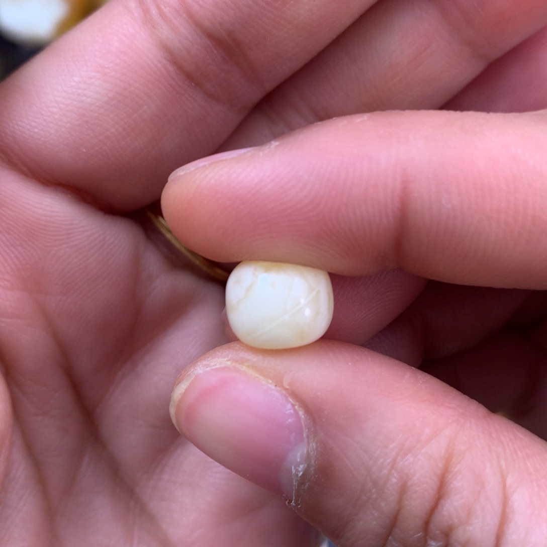 琥珀裸石未镶嵌༺***༻蜜蜡