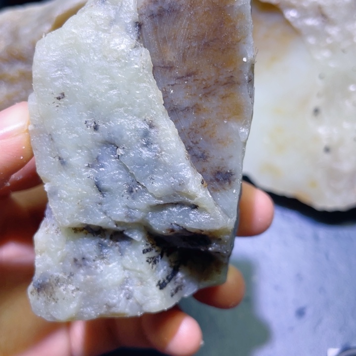 和田玉未镶嵌珠宝半成品