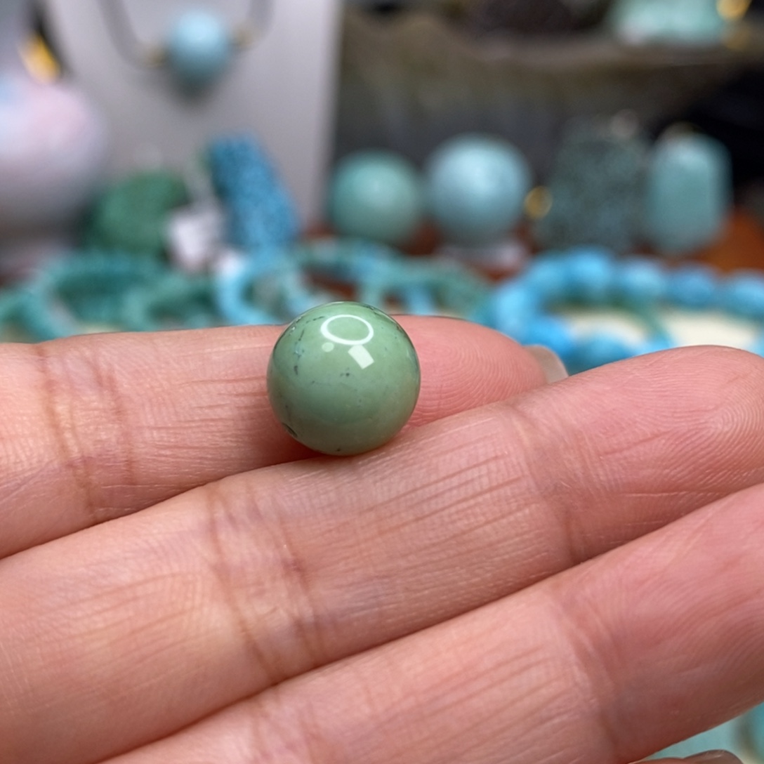 绿松石未镶嵌珠宝奇石10.2