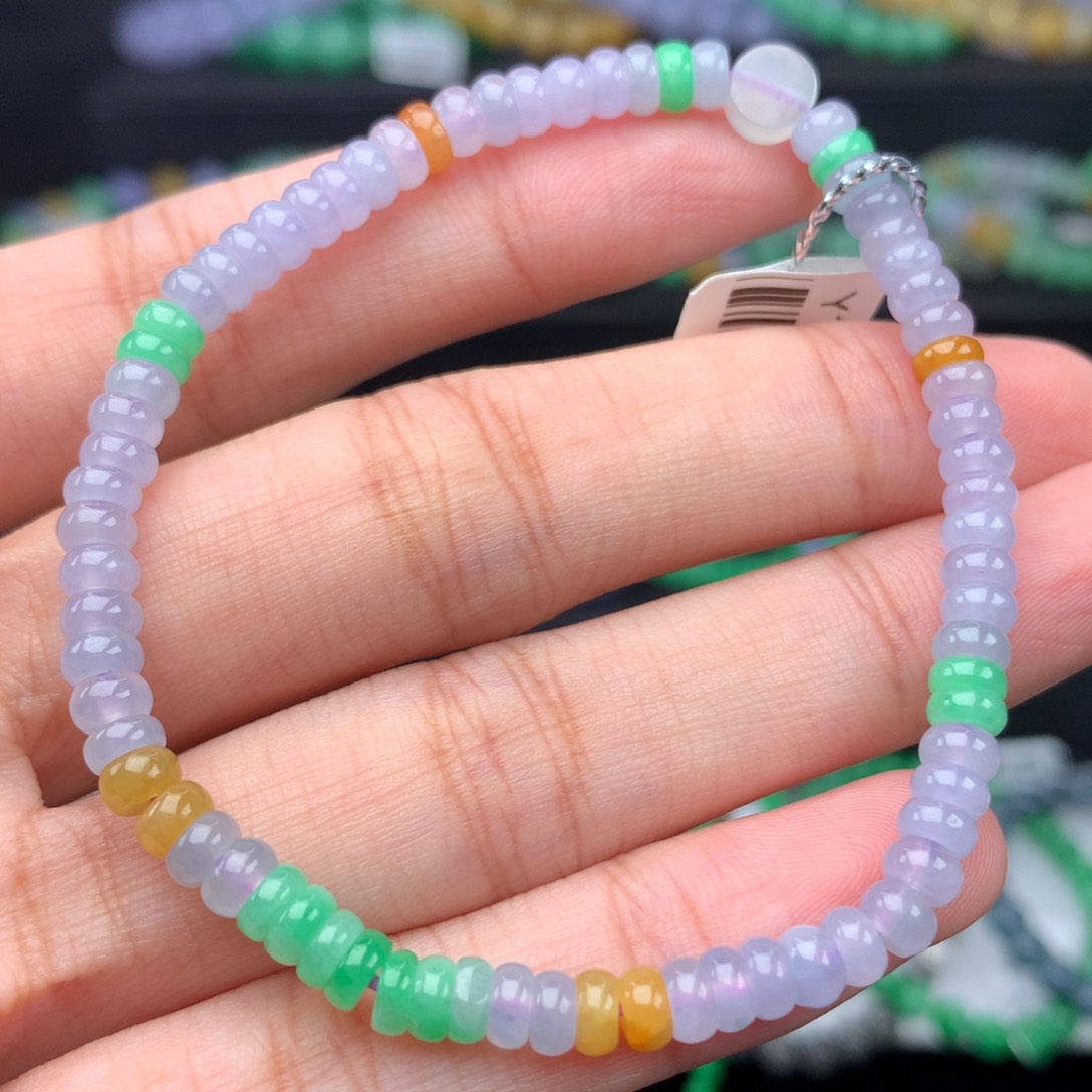 翡翠手链未镶嵌卡