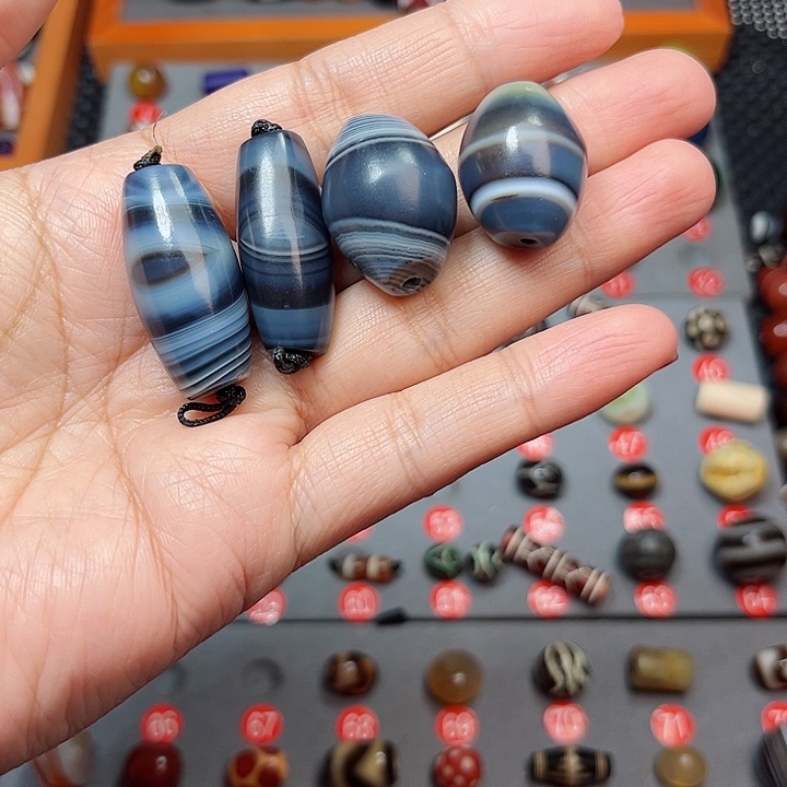 未镶嵌玛瑙/玉髓珠宝半成品康****?