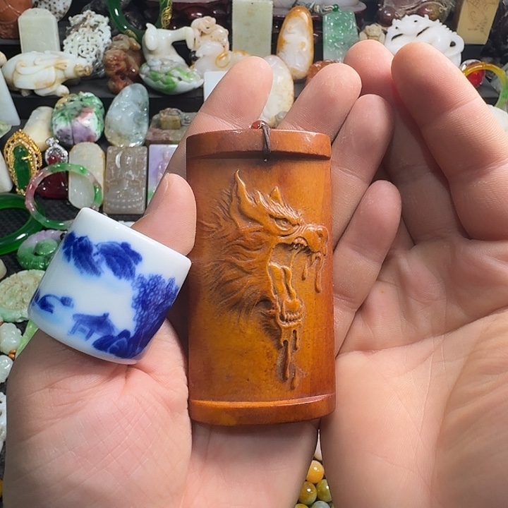 密胺瓷片实物如图