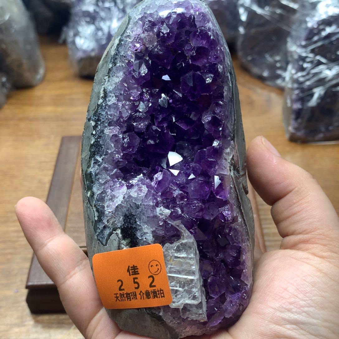 水晶大型摆件（非配饰）未镶嵌