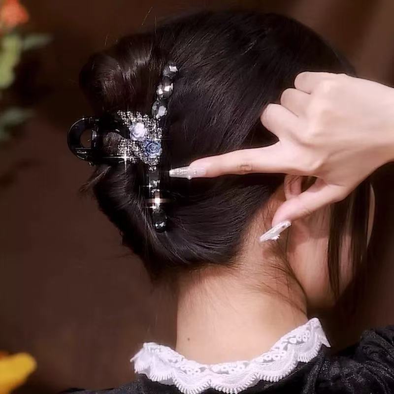 F21天鹅花花鲨鱼夹11cm抓夹