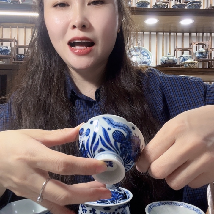 直播间福利鱼藻葵口杯元青花