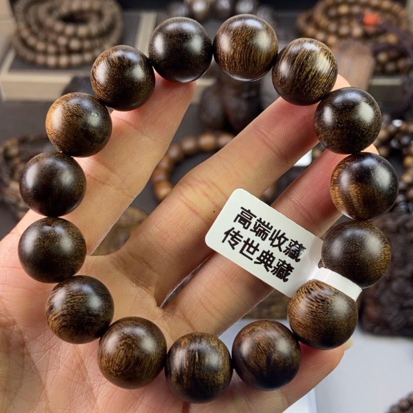 【闪购商品】沉香手串小*越南芽庄白棋