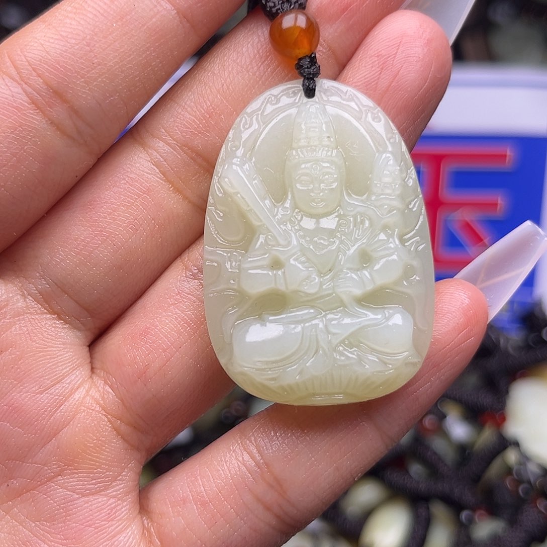 颈饰未镶嵌和田玉