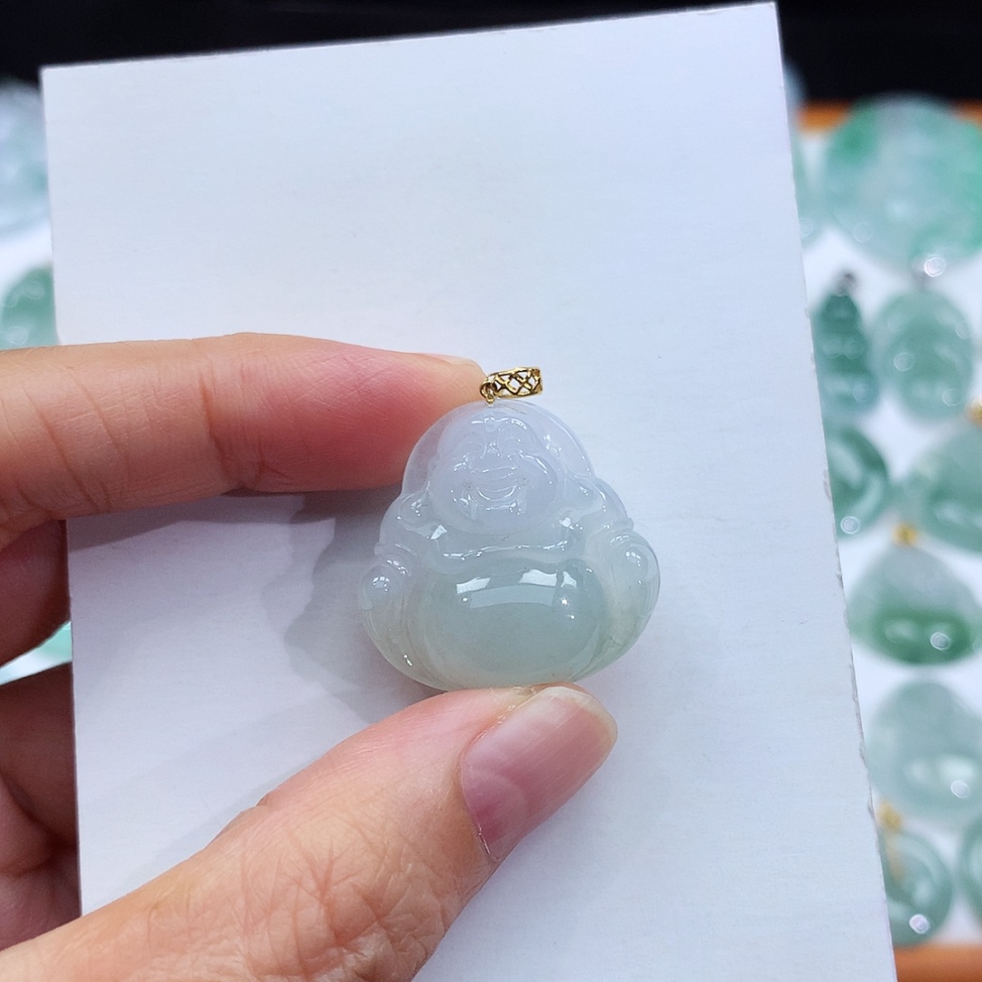 颈饰18K金镶嵌翡翠翡翠吊坠