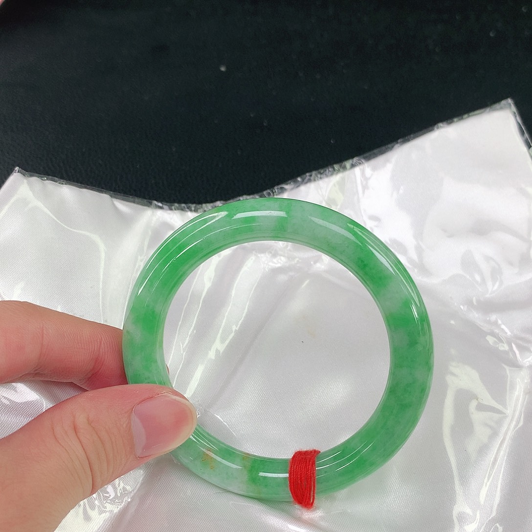 翡翠手镯未镶嵌207