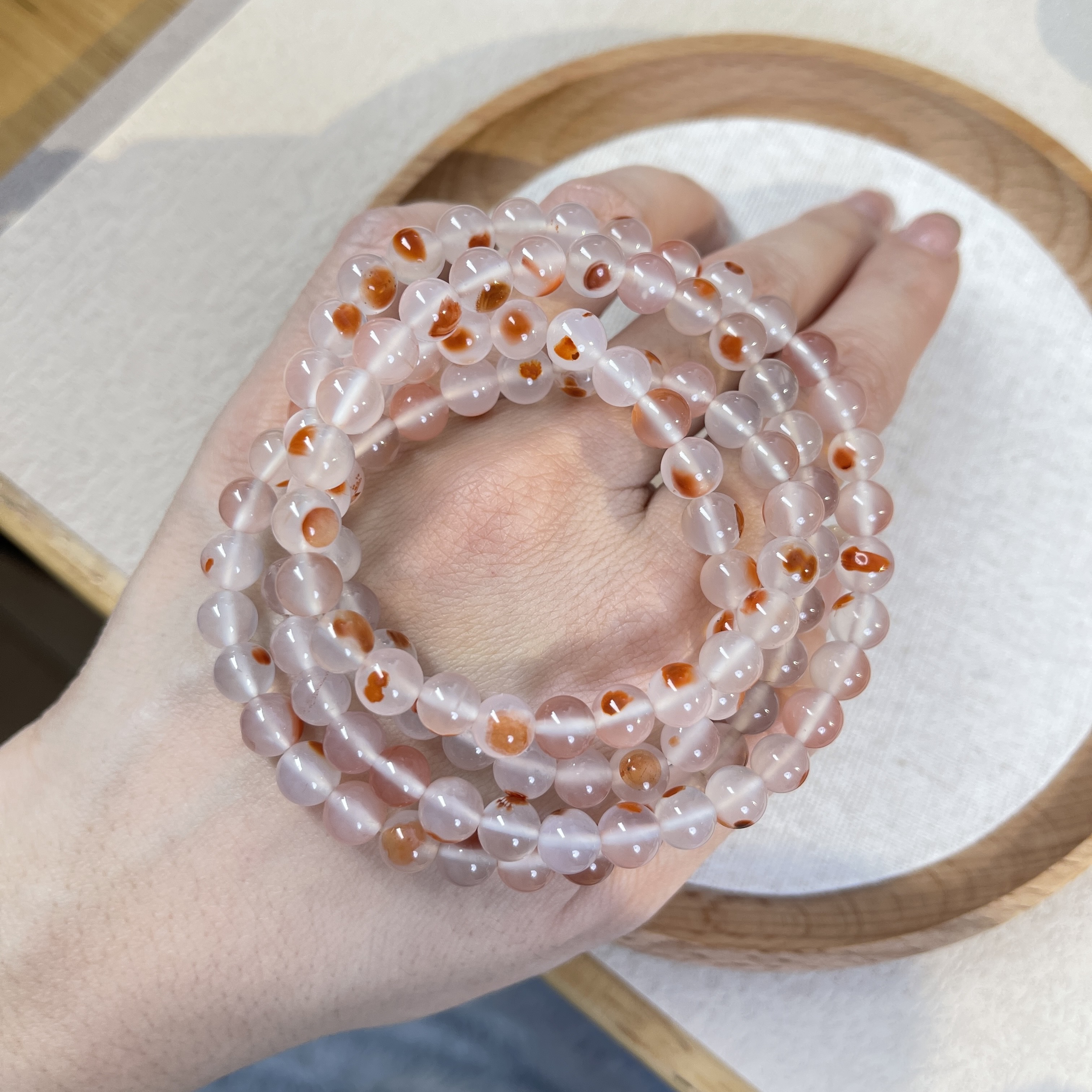 凉山南红鸡血红飘花鸿运当头红白分明玉质细腻冰体干净