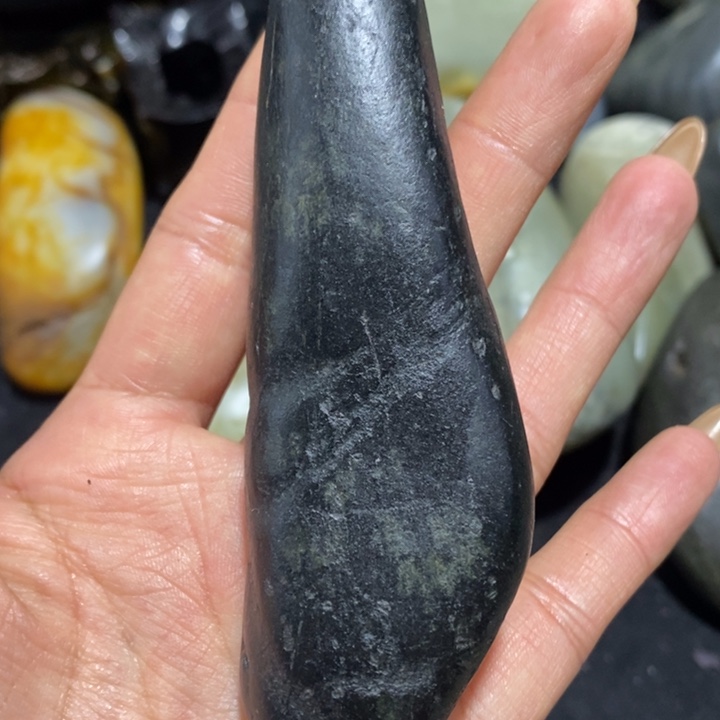 颈饰未镶嵌和田玉（糖玉）七**日