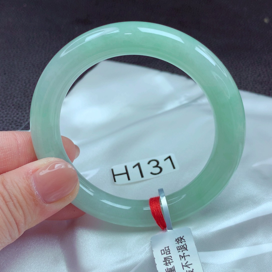 翡翠手镯未镶嵌手镯88