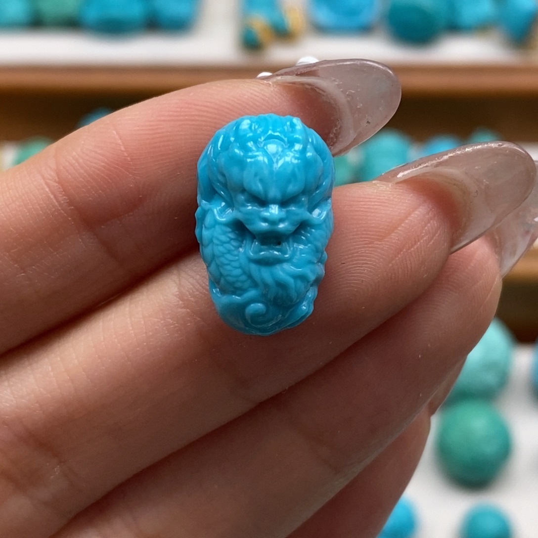 绿松石颈饰未镶嵌