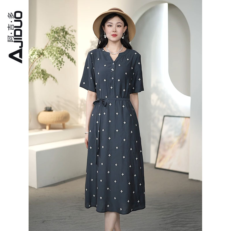 阿吉多法式刺绣连衣裙夏季新款系带收腰大码显瘦遮肉气质绣花裙子