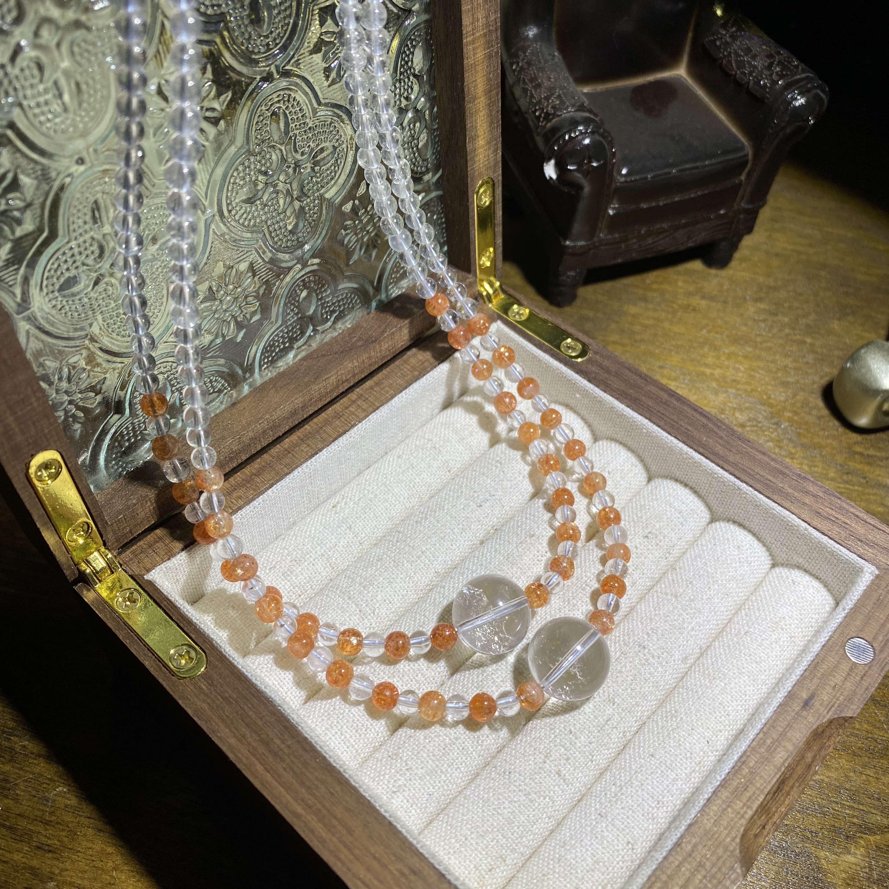 D603-天然白水晶项链搭配金太阳吊坠项链-多样性发其一