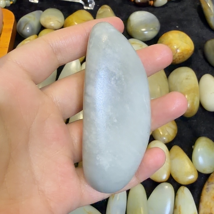 ɀ****和田玉未镶嵌挂件