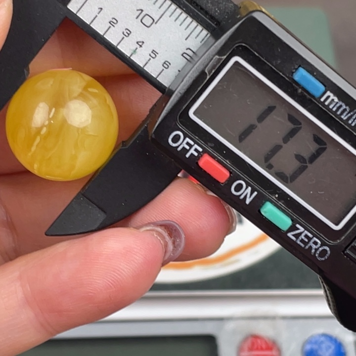 琥珀裸石未镶嵌微瑕1254