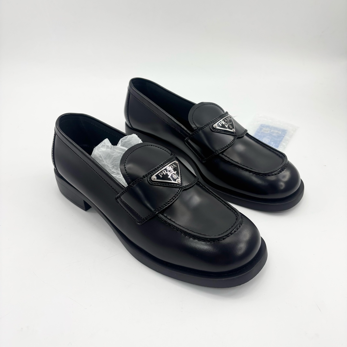 未使用 Prada/普拉达 37.5码/黑色三角标乐福鞋/p0292
