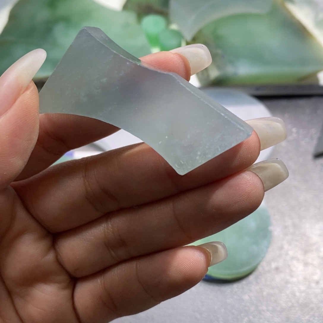 未镶嵌挂件翡翠答**吧