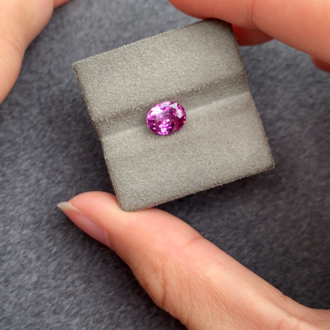 裸石蓝宝石2.15ct无烧紫蓝宝